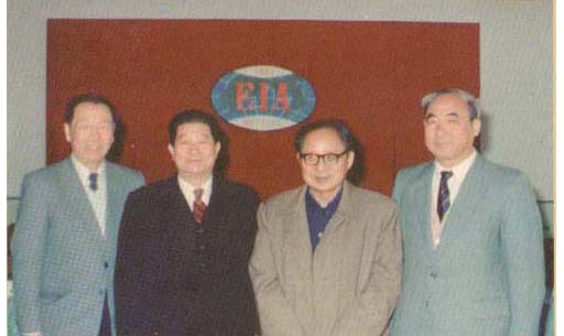 周廷儒院士（左三）参加国际环境影响评价年会（1987年）